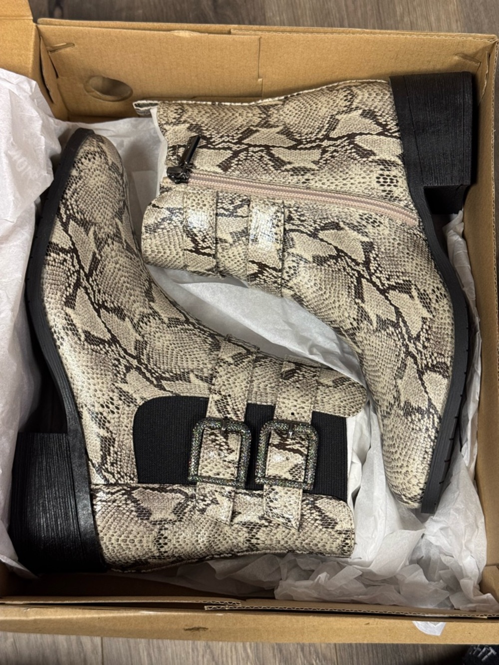 KENNETH COLE Reaction Snakeskin Ankle Boots Size 6.5 Faux Leather NEW $109 msrp
